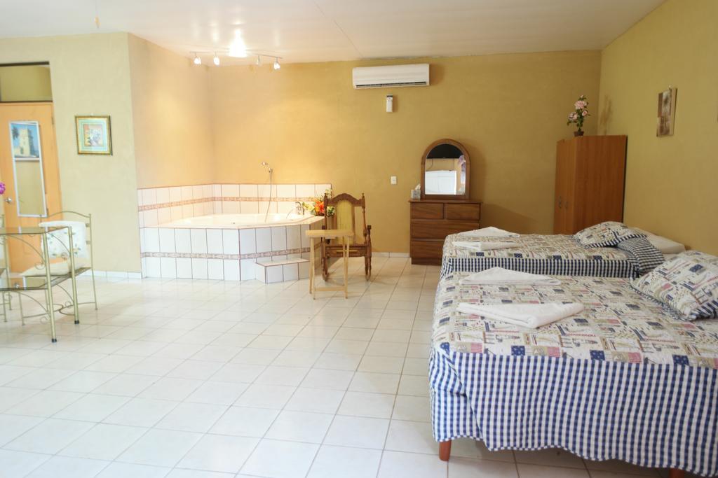 Hotel La Arena Liberia Luaran gambar